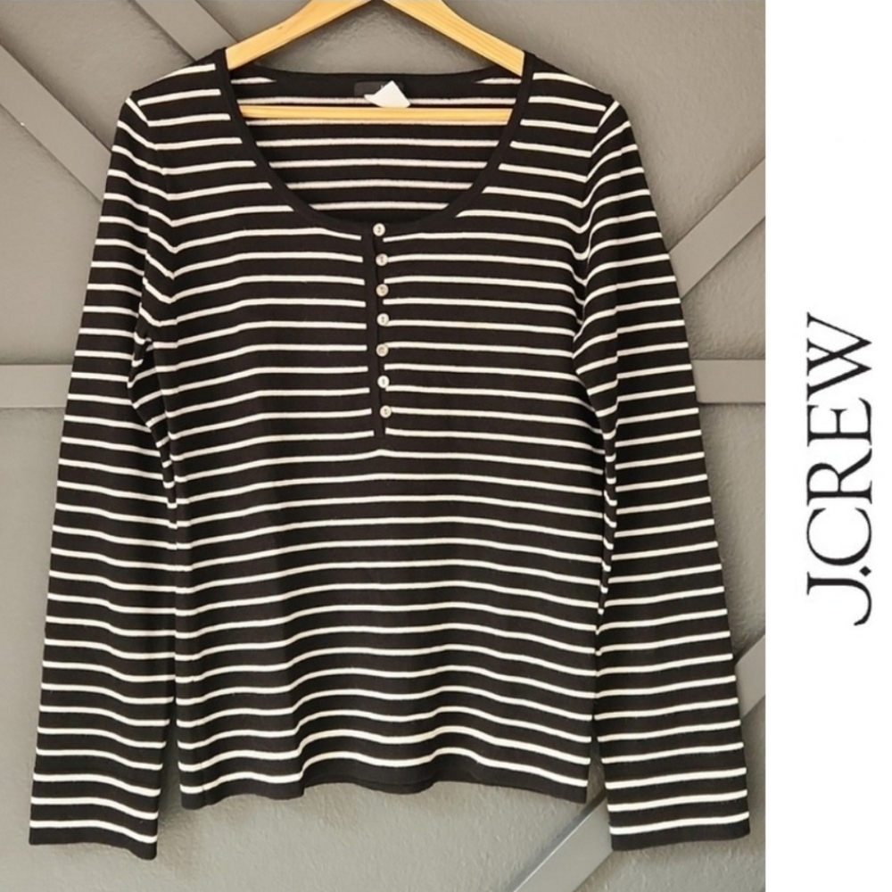 NWOT {J. Crew} Black and White Stripes 100% Merino Wool Sweater Size Large